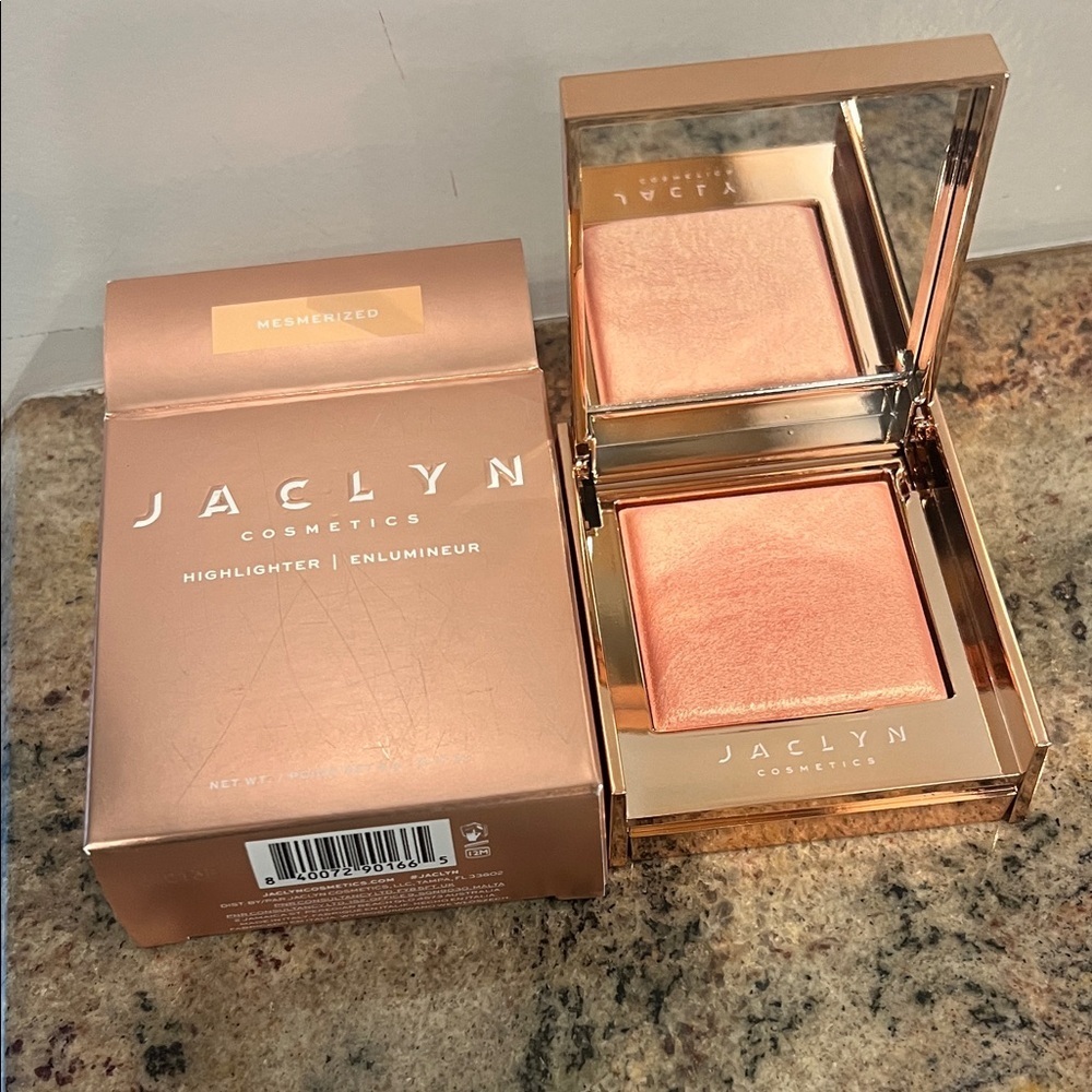 Jaclyn Cosmetics Mesmerized Highlighter NIB